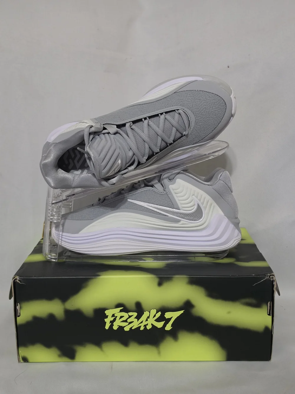 Nike Giannis Freak 7 TB 'Wolf Grey' US Men Size 7.5/Women Size 9 (NWOT)